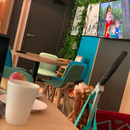 Hotel Montmartre By Ihg Paryż