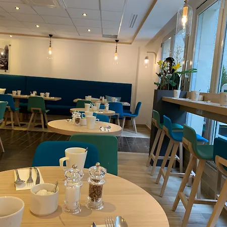 Montmartre By Ihg Hotel Paryż