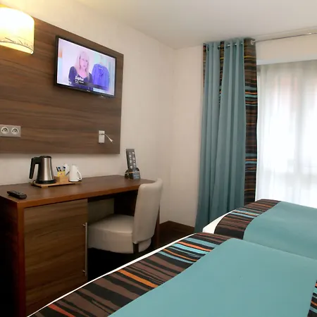 Hotel Montmartre By Ihg 4*